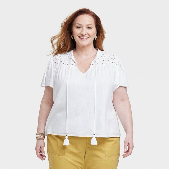 Knox Rose White Eyelet V-Neck Short Sleeve Blouse 1X - Picture 1 of 3